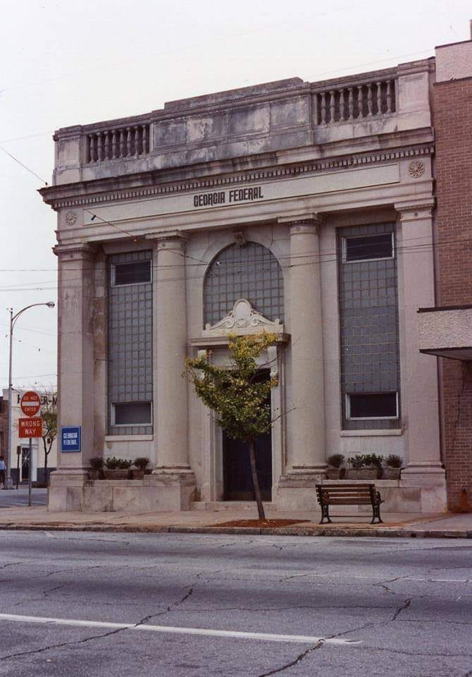 banks in moultrie ga